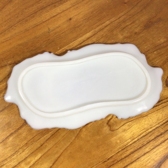 Antique Dithridge Milk Glass Vanity Dresser Tray - Picture 4 of 5